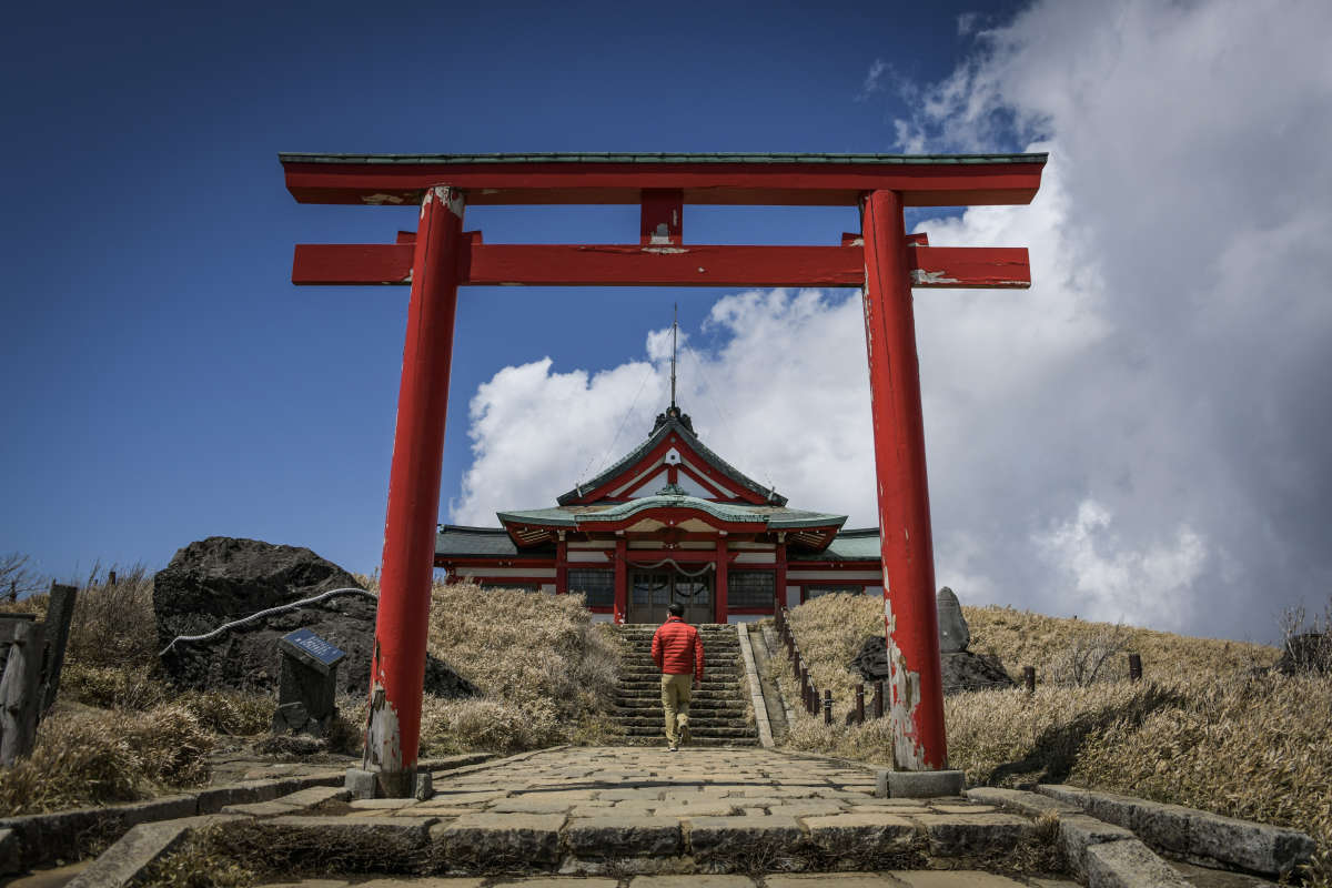 Red Torii at hakone Shrine.