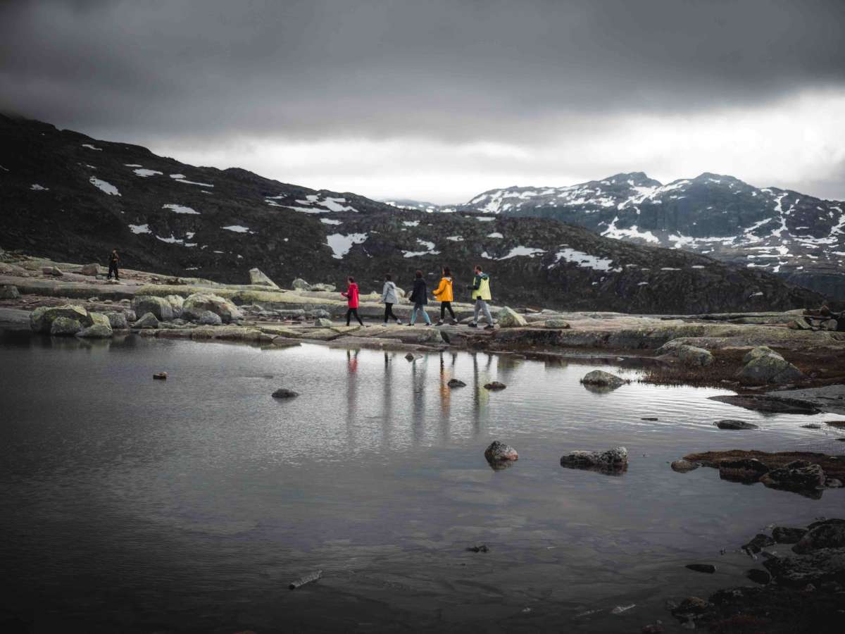 you could even fill up your bottle at this glacier lake near the mountain top, but there are so many streams along the way that are so inviting to sip from!