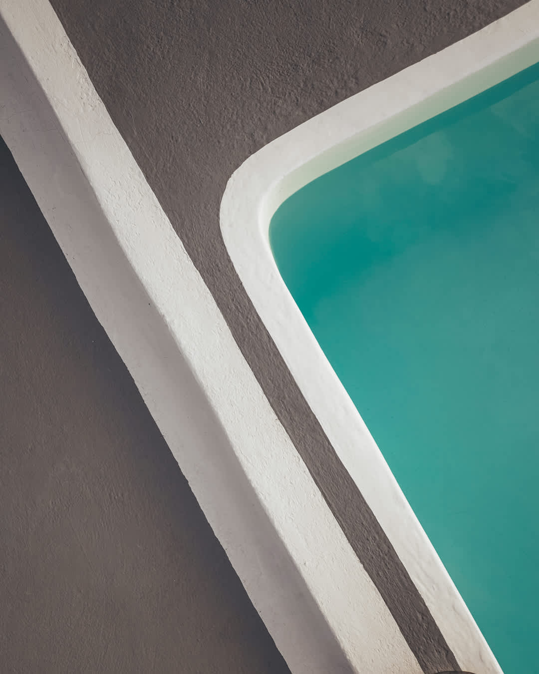 Pool detail.