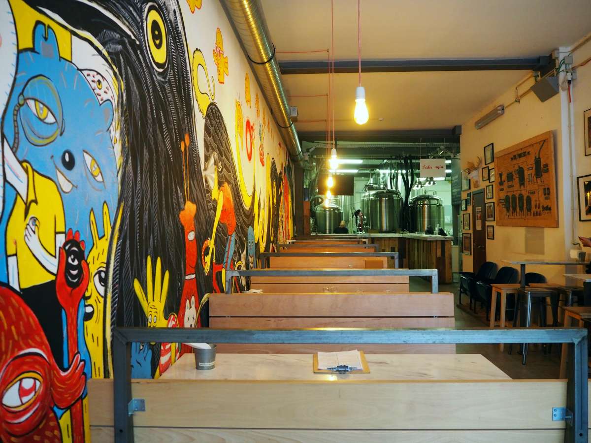 Tap Room of Dois Corvos, in Lisbon. 