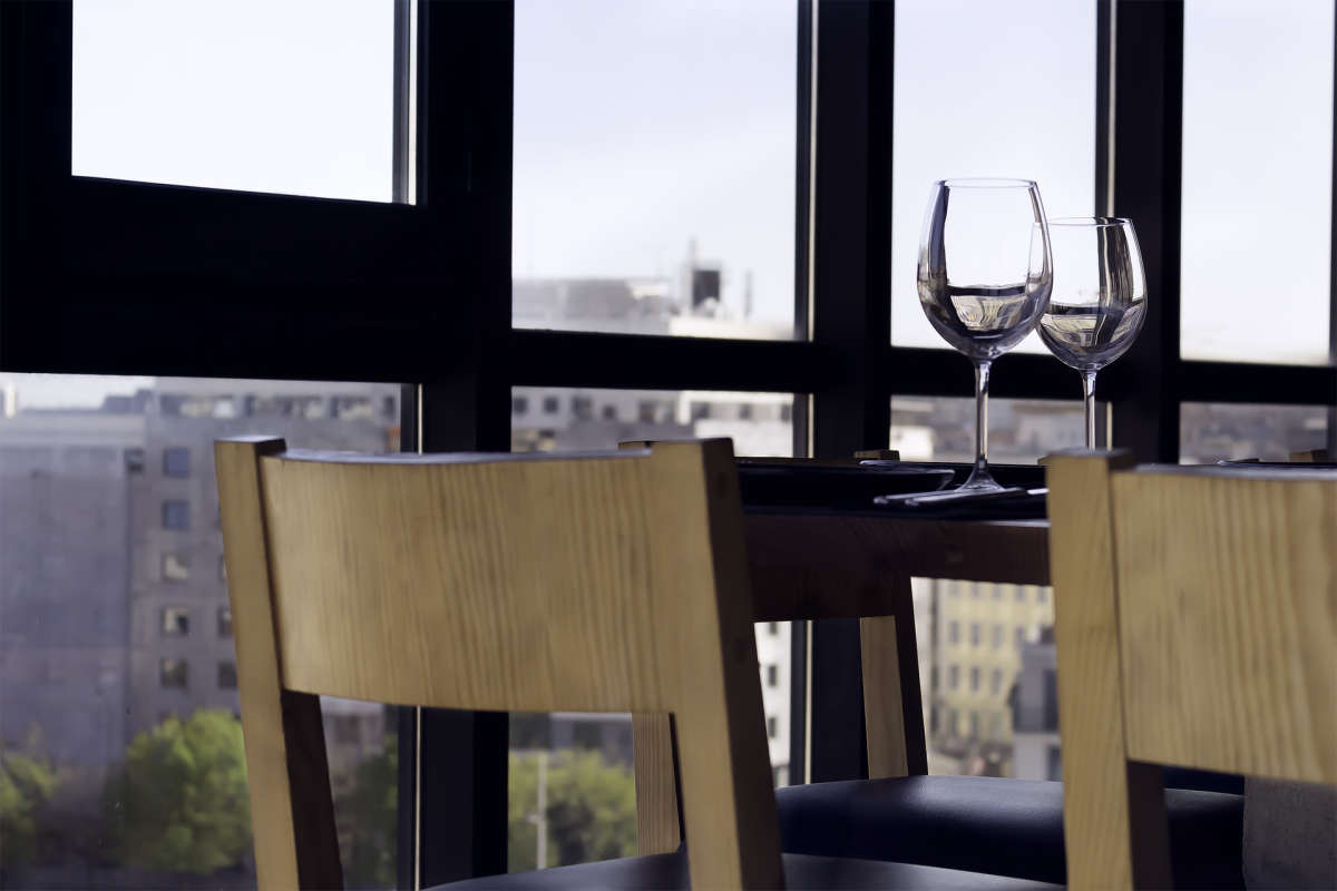 Wine and dine, with a view to die for.