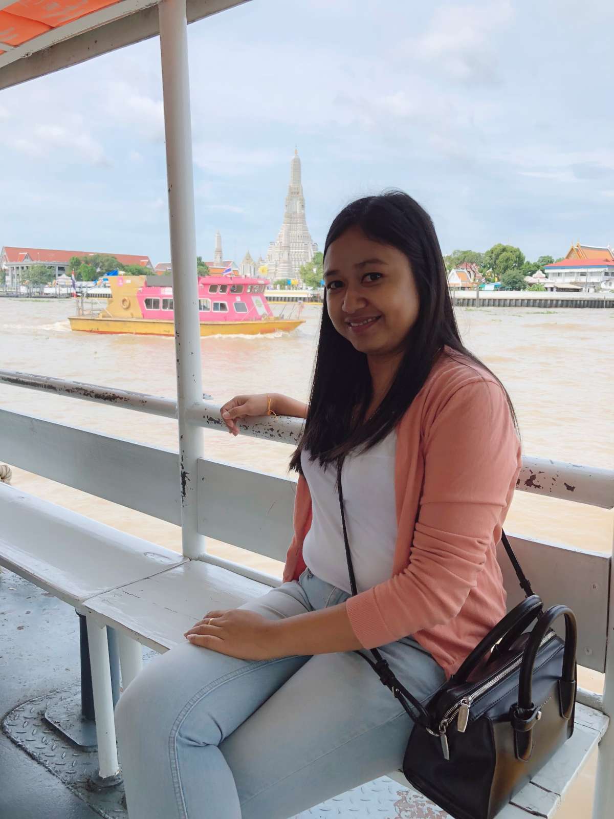 From Tien pier to Wang Lang Pier with Wat Arun view 