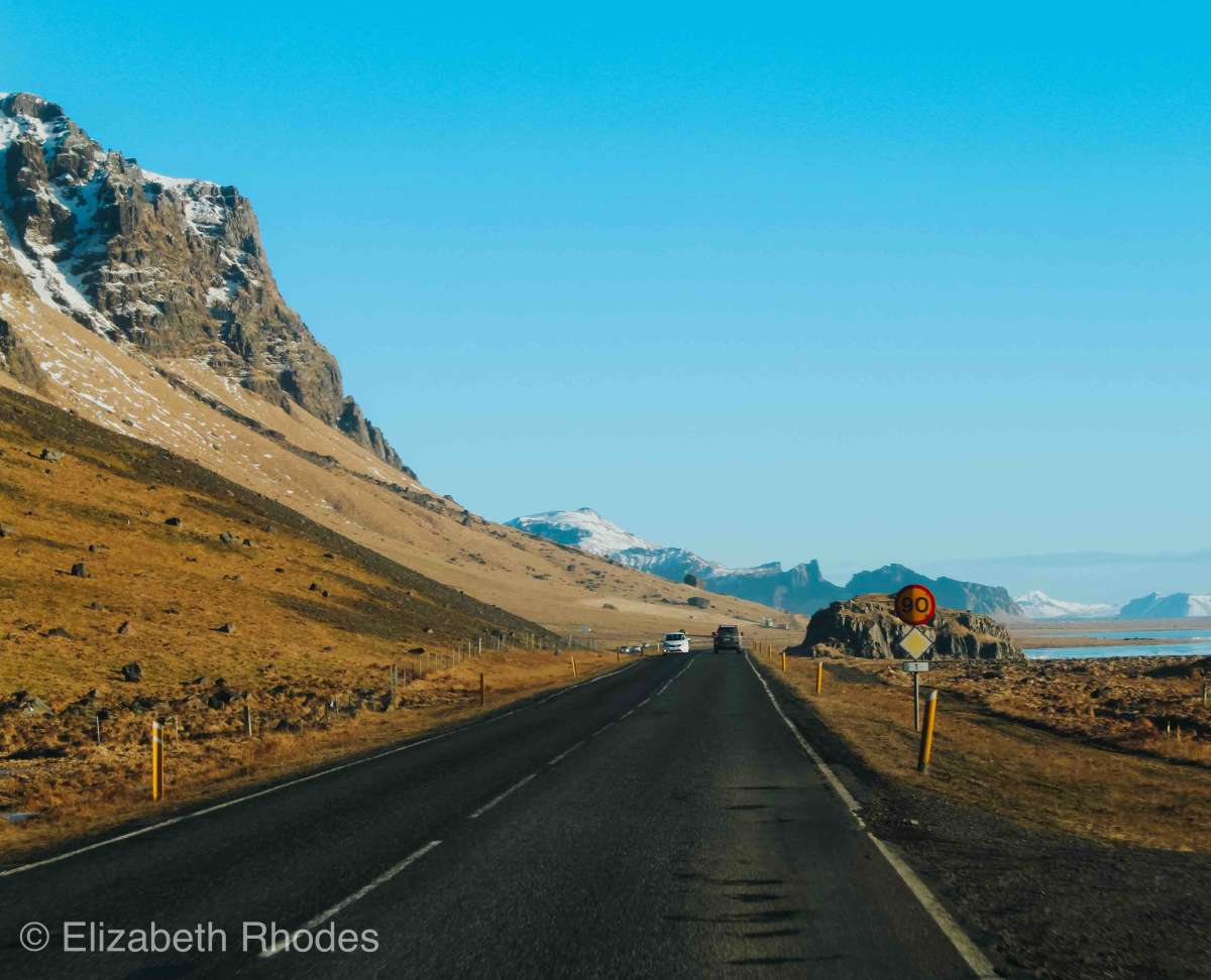 The road to the wreck