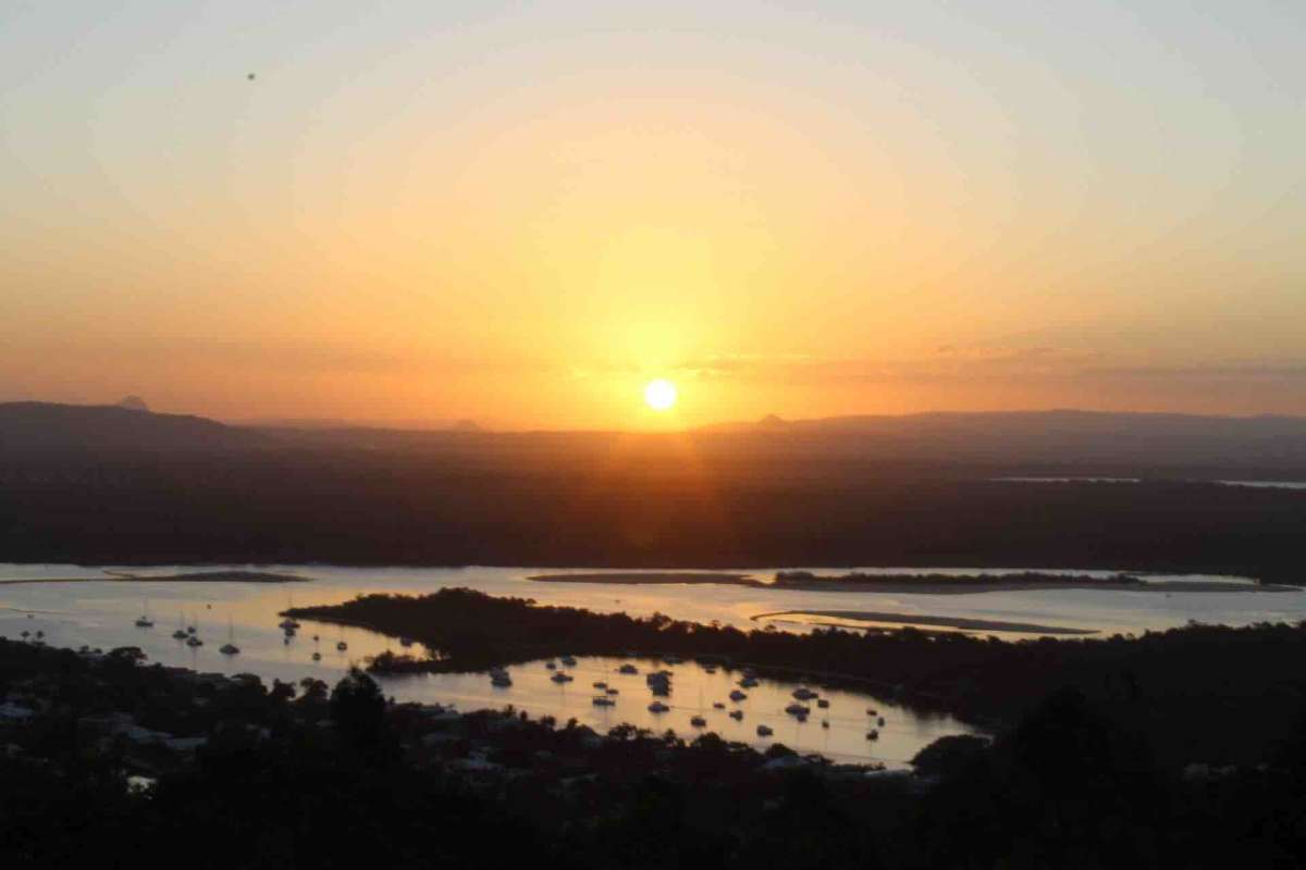 Sunset on the Noosa River 