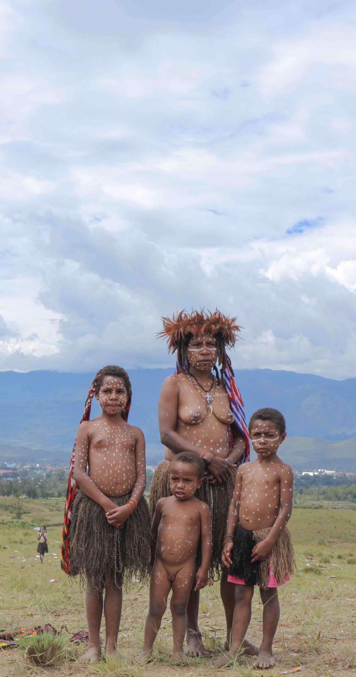 Adorable family posed for a snap