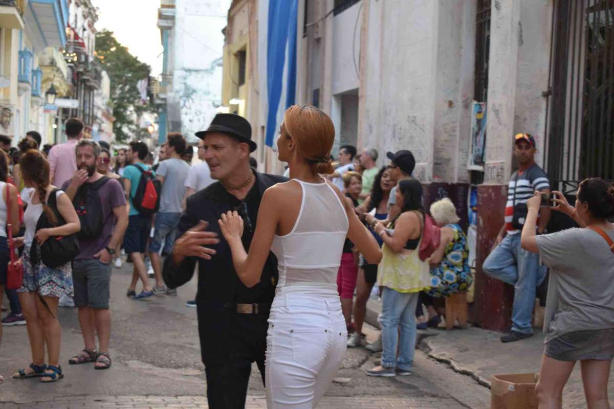 Cuban dancers