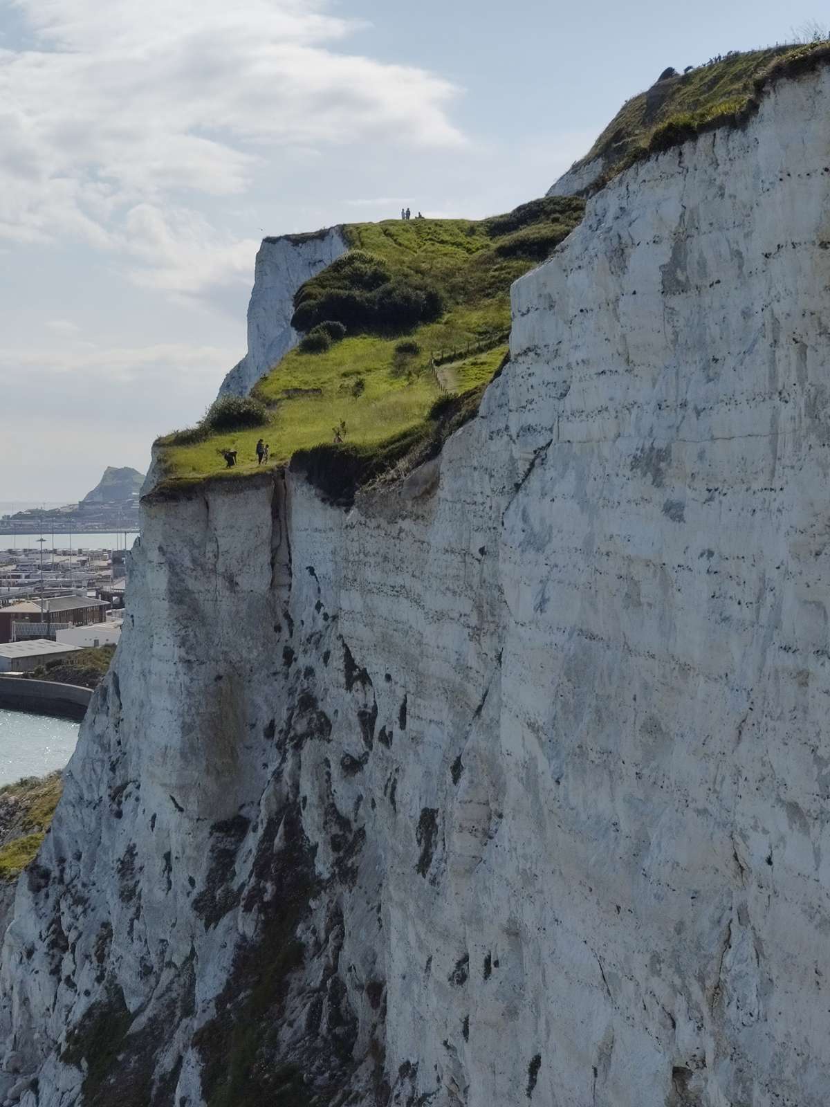 This cliffs are absolutely massive