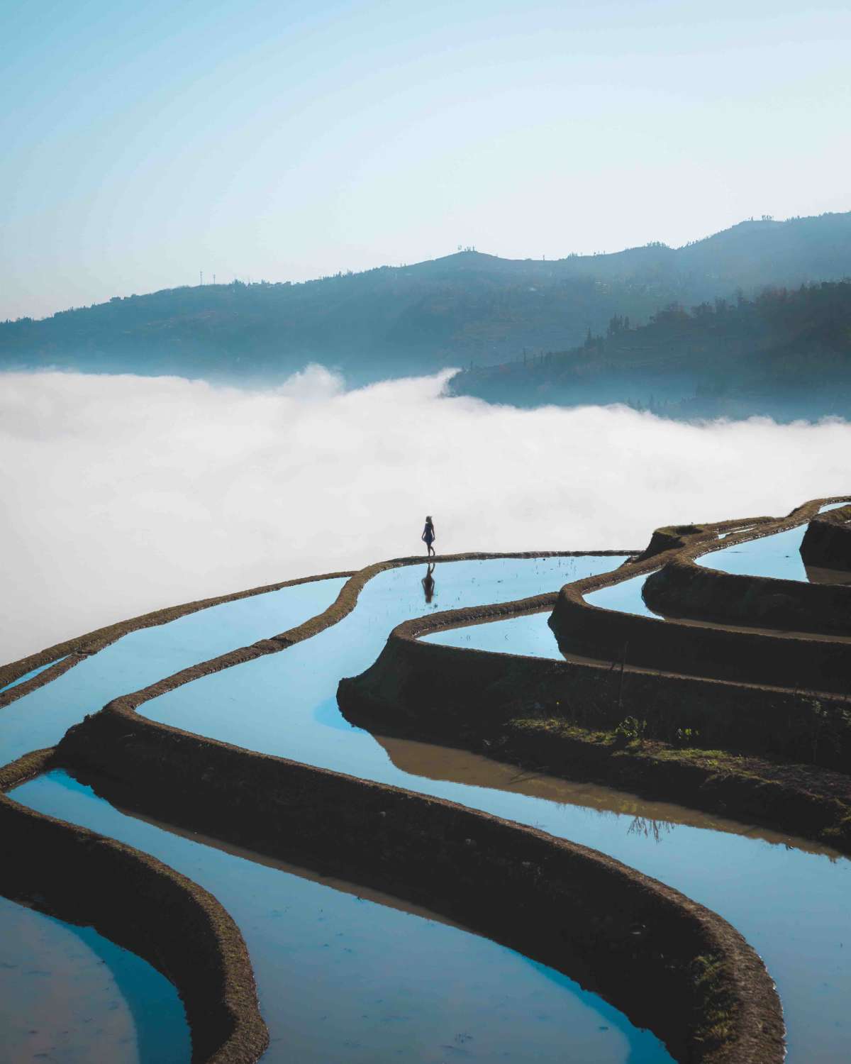 Sunrise fog at Duoyishu