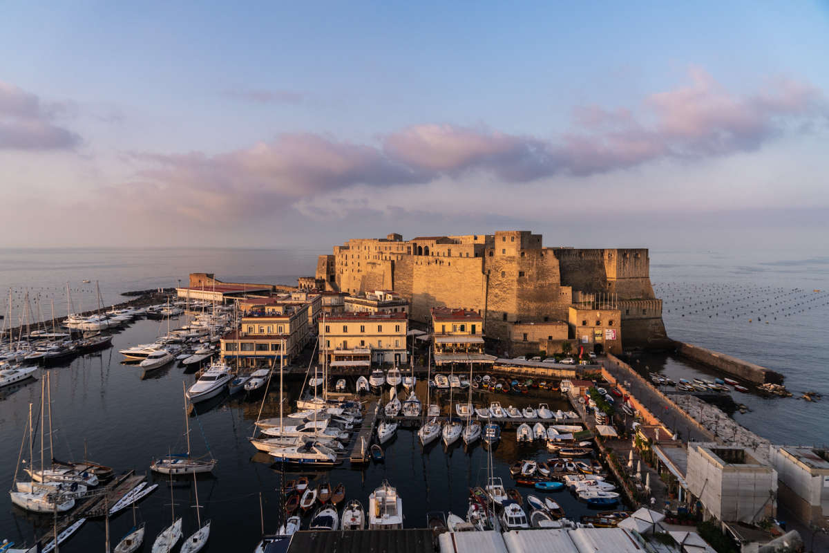 Castel dell\x27Ovo