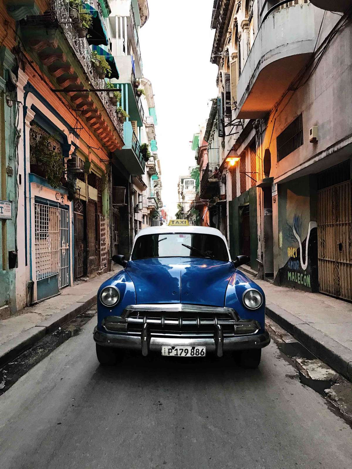 In 1955, Cuba was the top importer of North American manufatured cars . 