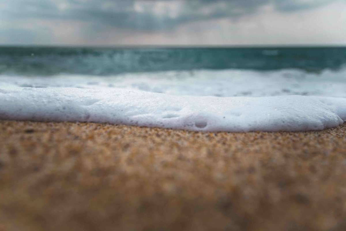 Turquoise water and yellow sand to dig your feet into