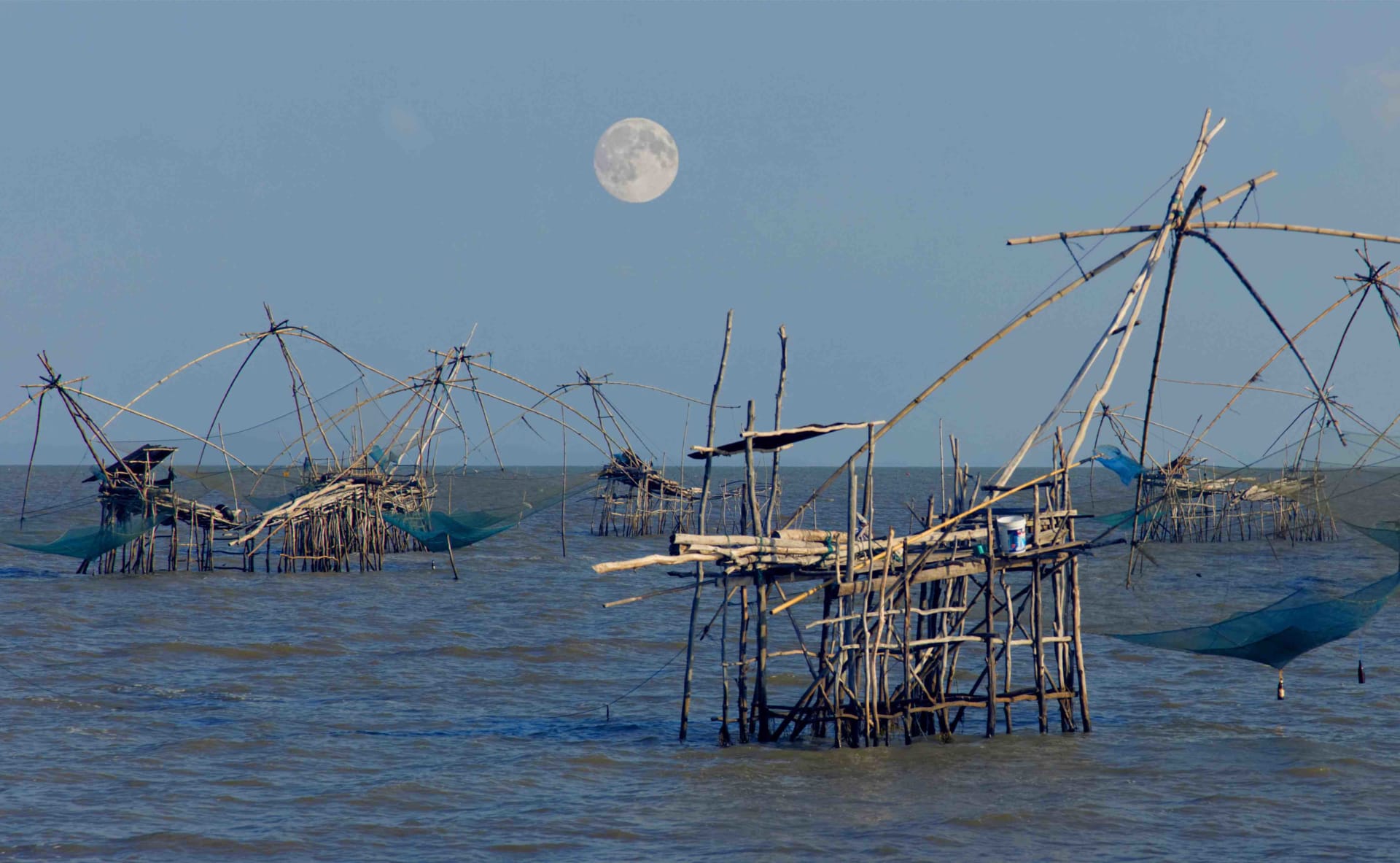 Thai Style Fishing Trap in Pak Pra Village, Net Fishing Thailand