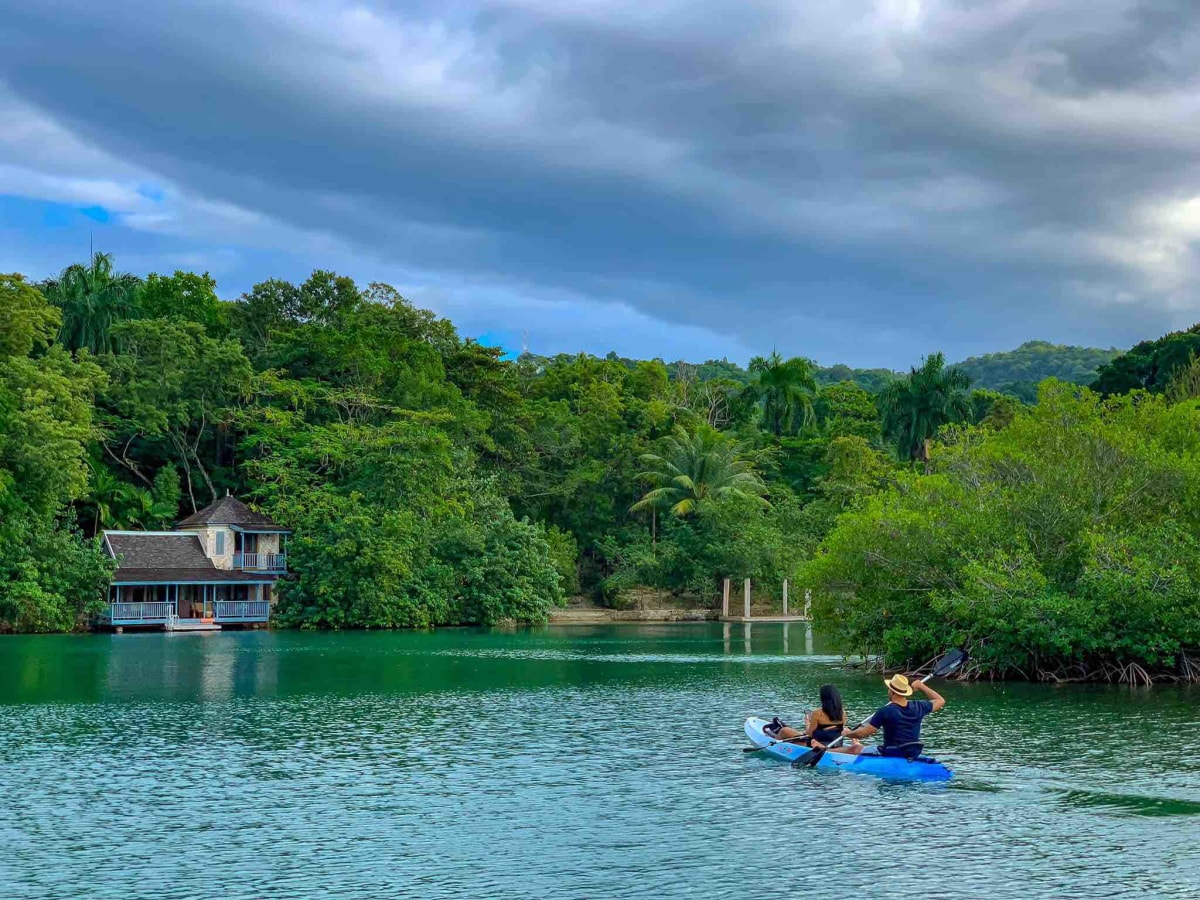 the husband and i kayaking to our spa treatment ( pic by Felicia )