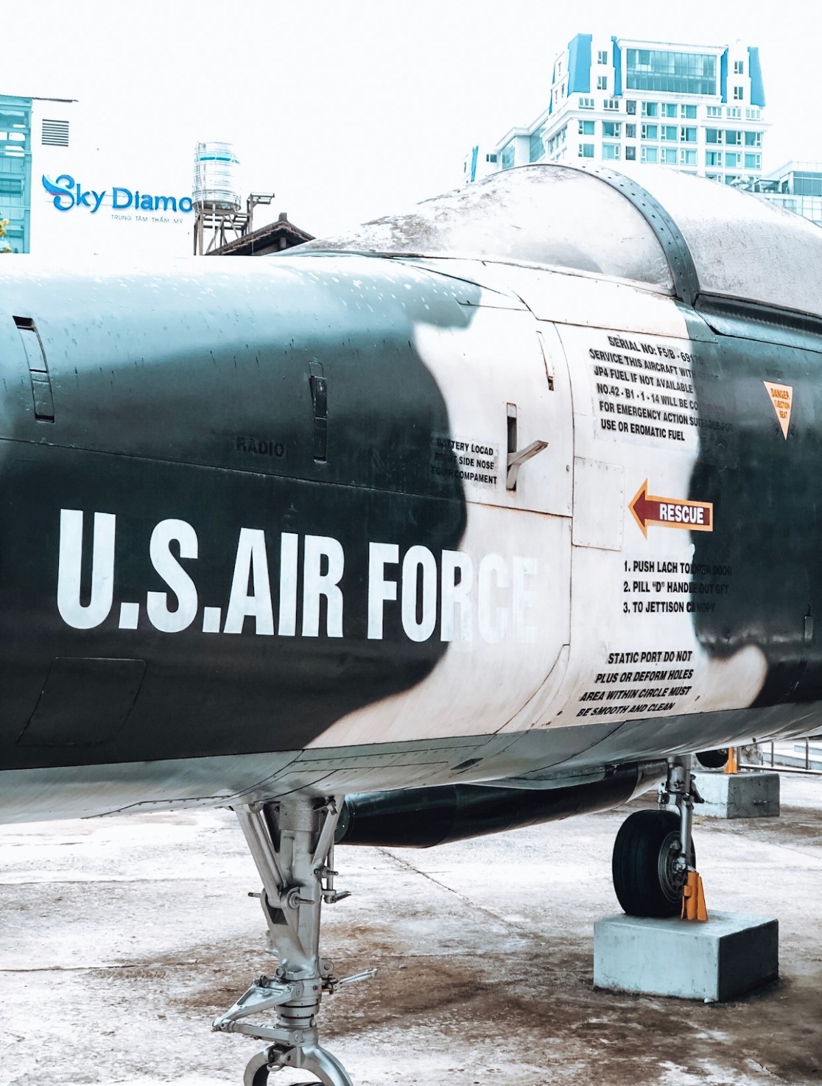 Abandoned USAF plane