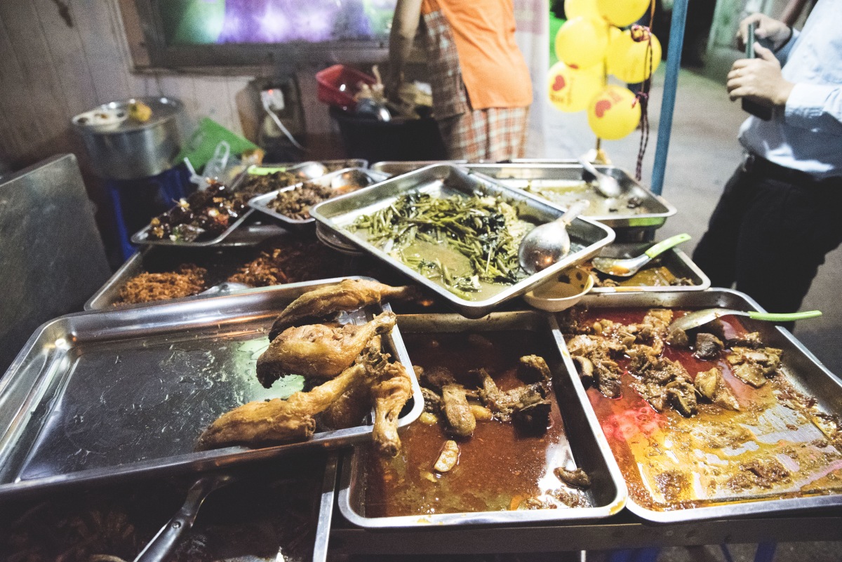 Street food in Yangon