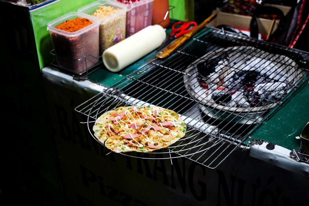 Vietnamese popular pizza