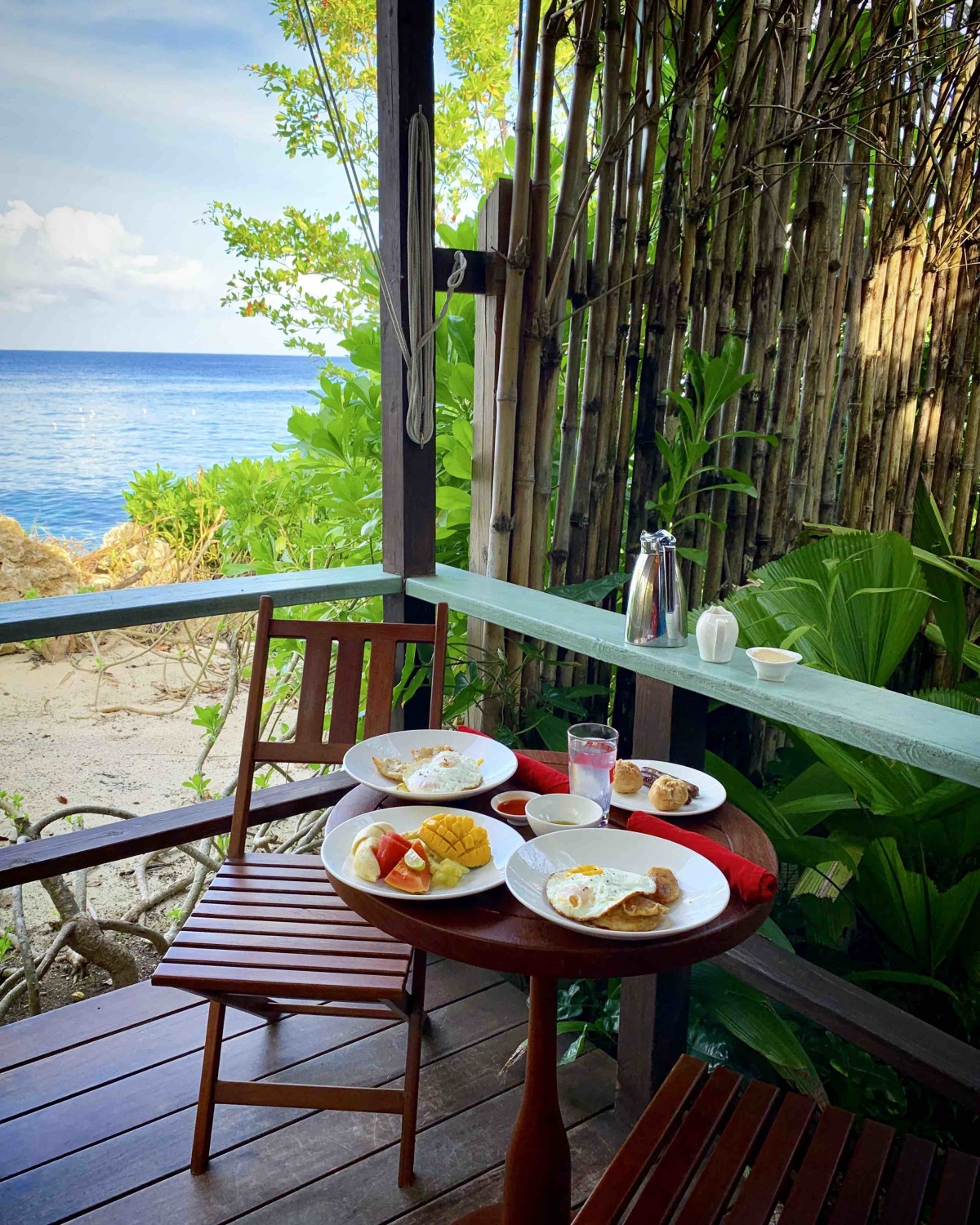 breakfast via room service