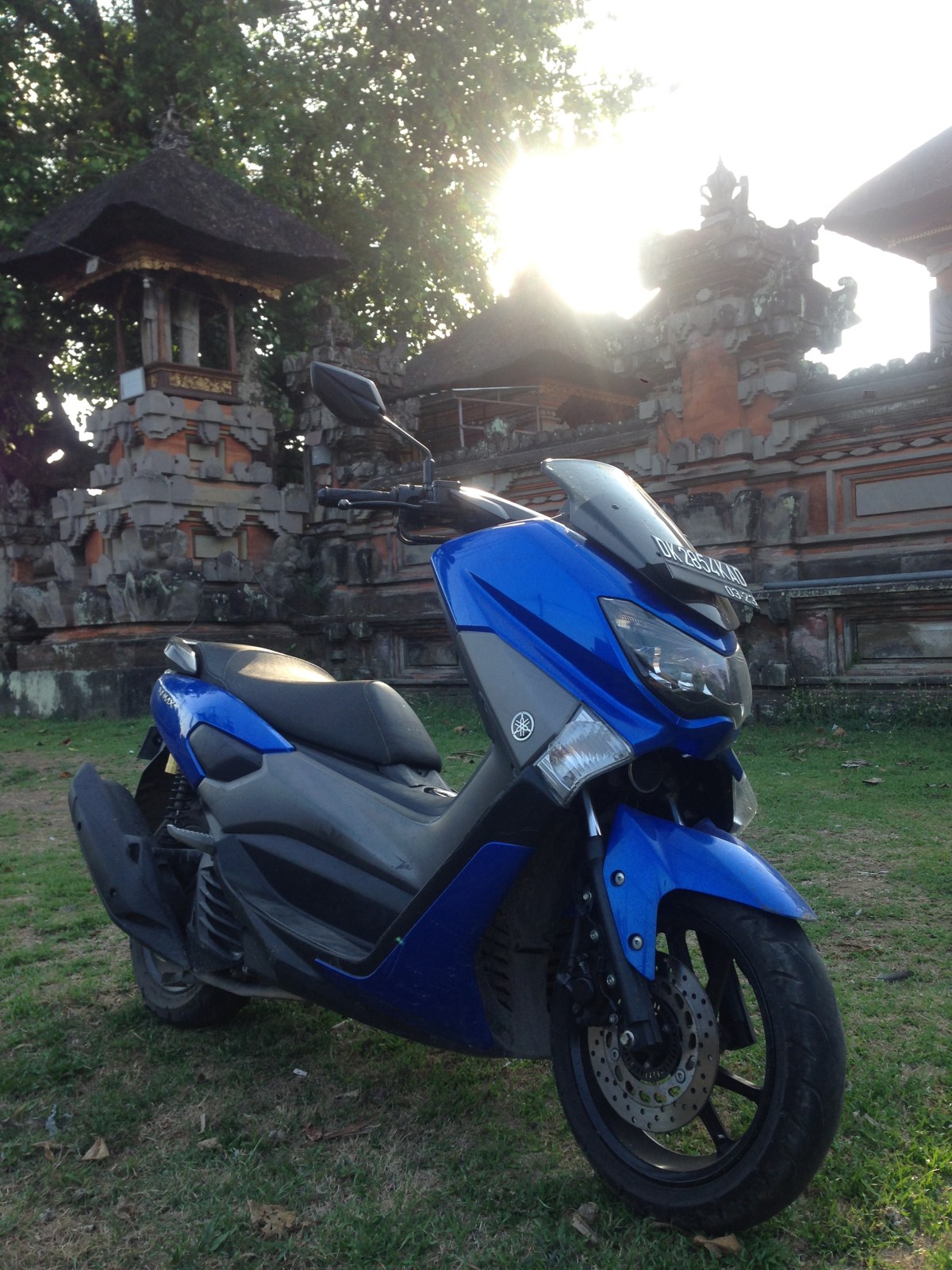 Yamaha N-max 100$