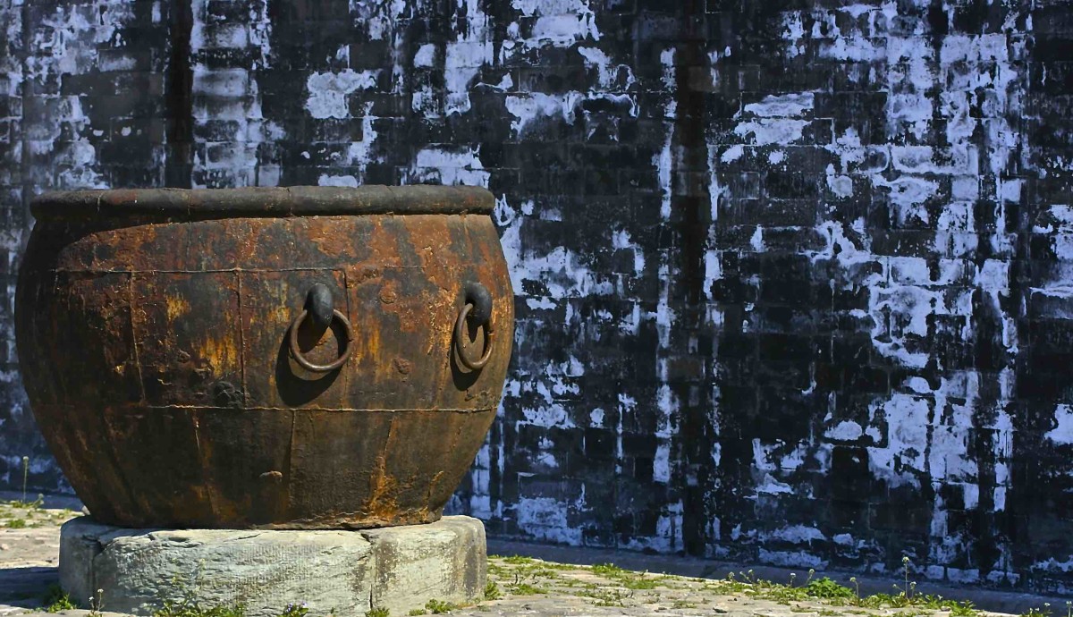 Rusted Cistern