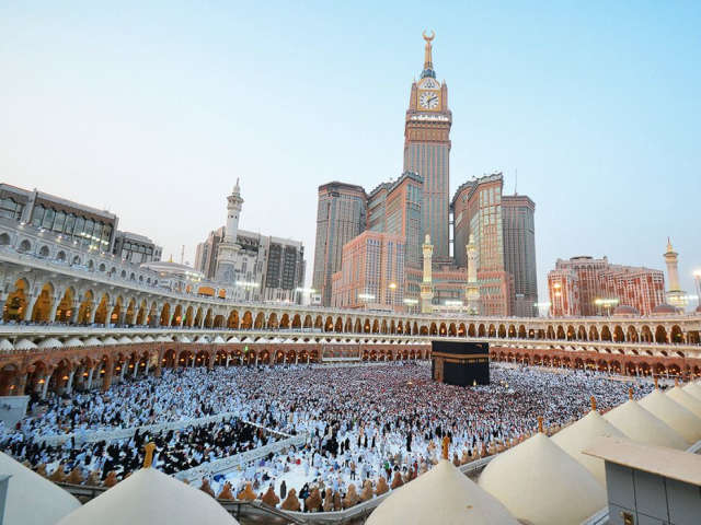 Tips for Performing Umrah During Winter