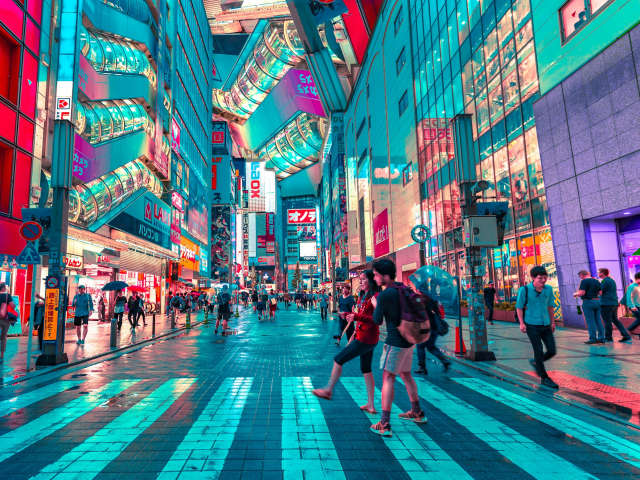From Dubai to Tokyo: How Traveling Changed the Way I See Everything