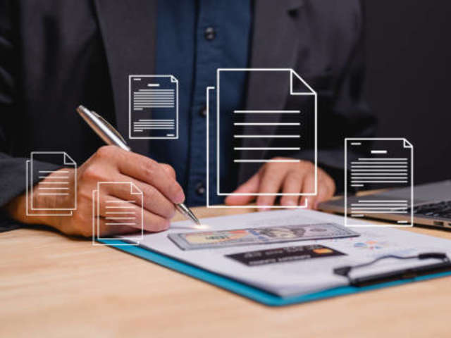What Financial Reports Should Every Business in Saudi Arabia Track
