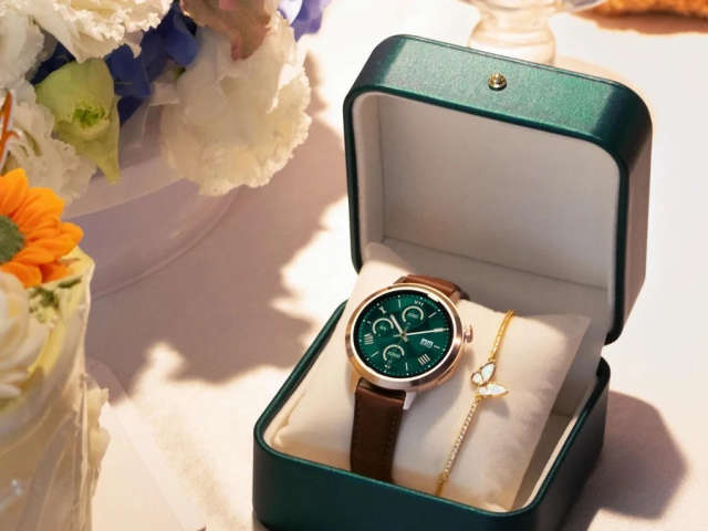 Smartwatch Gifts for Women: Top Picks for Every Budget