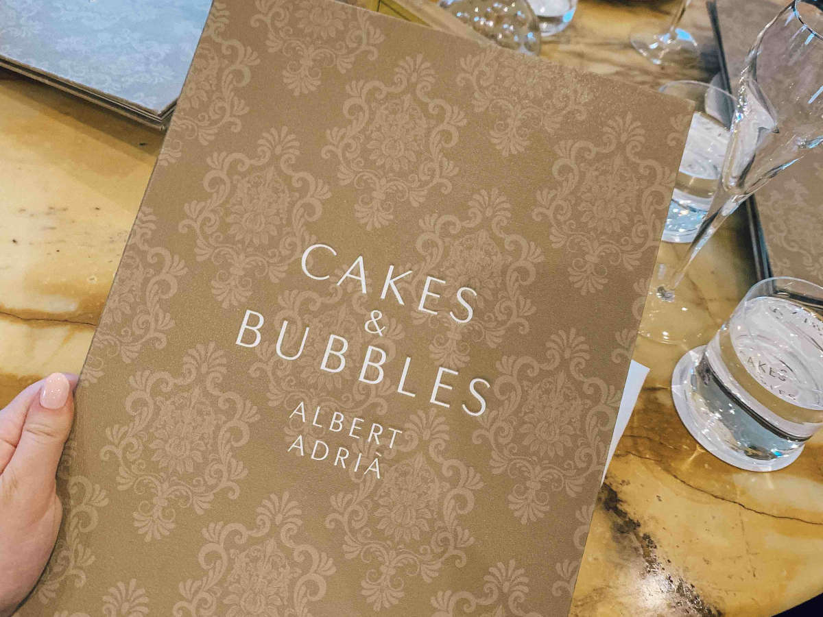 Cakes and Bubbles