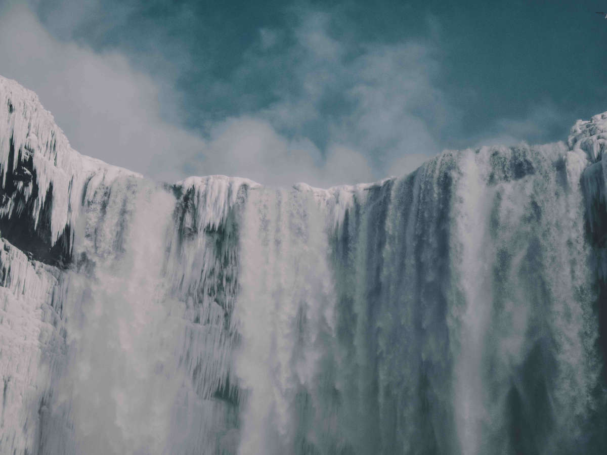 Photographing Iceland’s Waterfalls