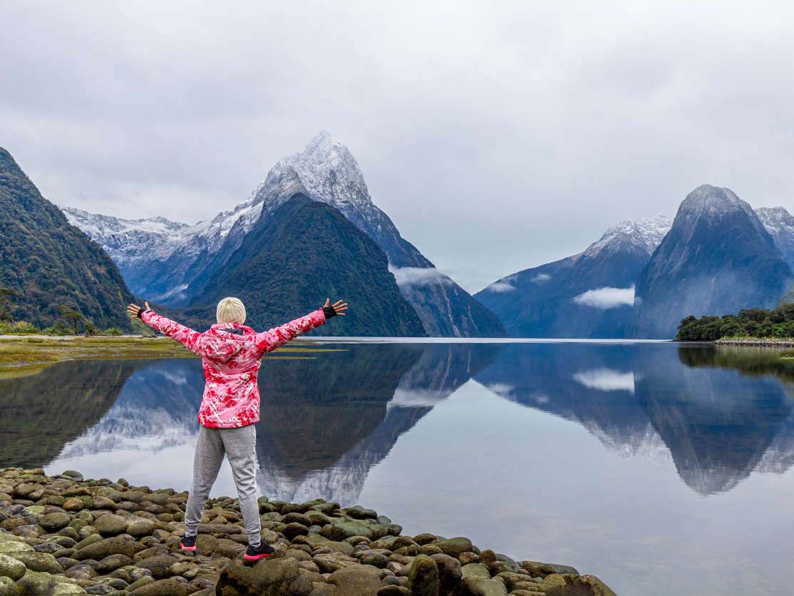 New Zealand: A Journey Through Middle-Earth