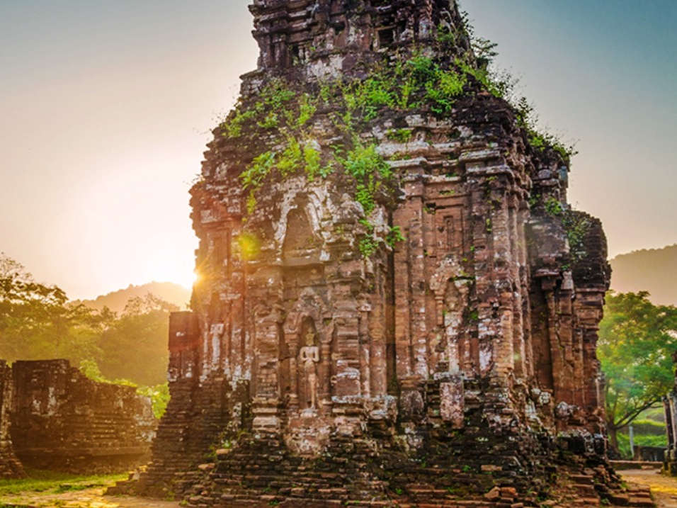 My Son Sanctuary Sunrise Tour