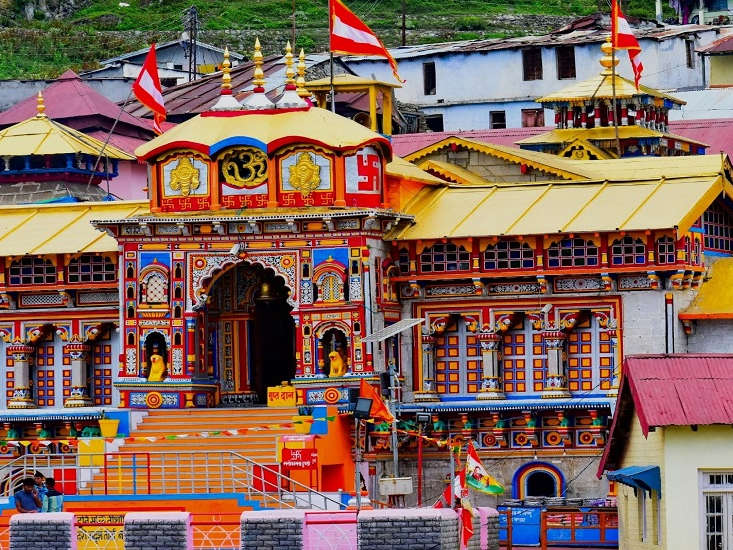 Badrinath Yatra Tour: A Complete Travel Guide for 2025