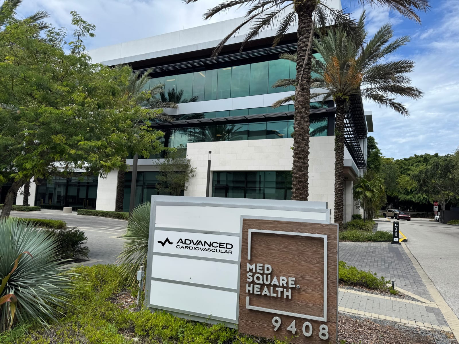 Advanced Miami Front Exterior