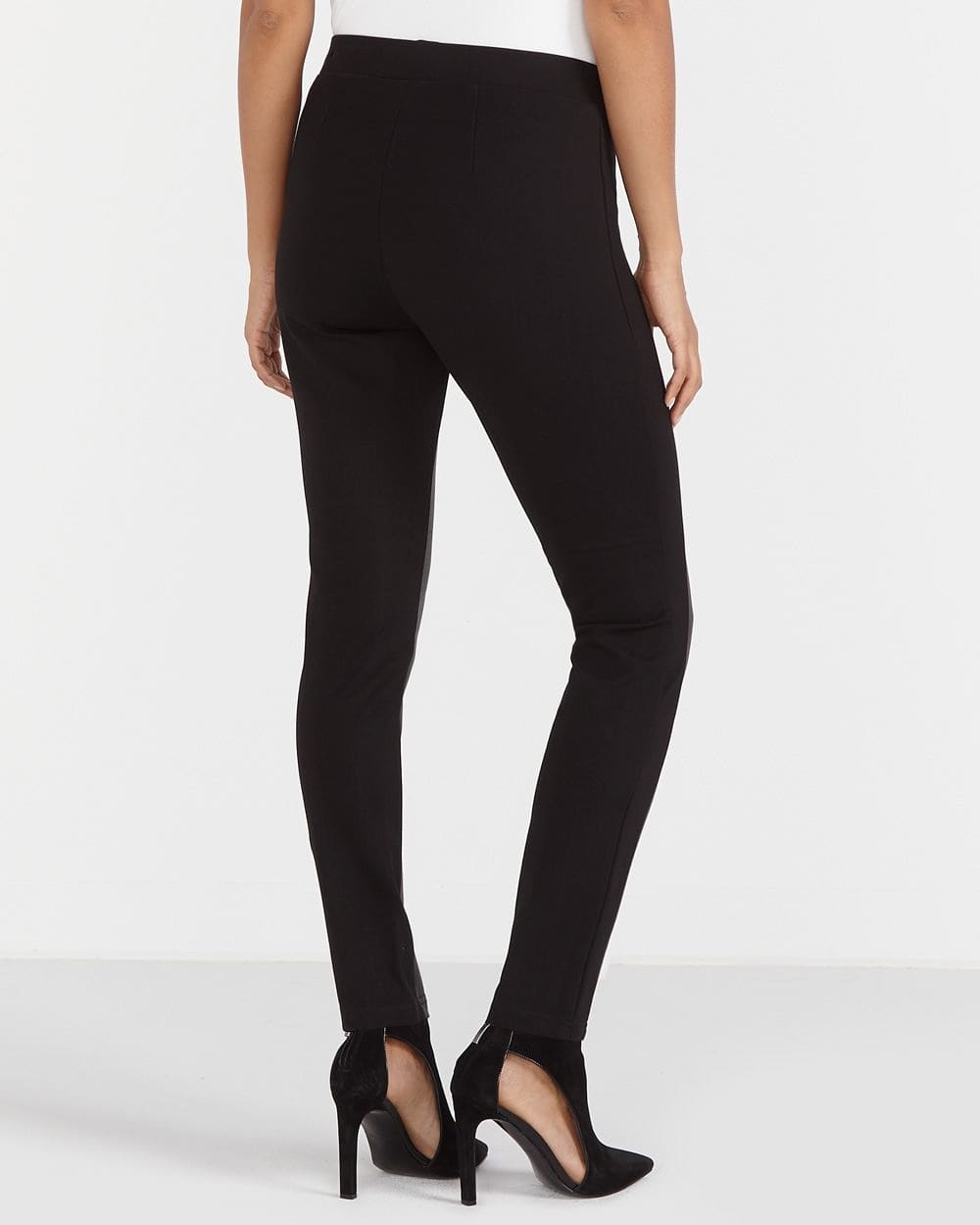 The Modern Stretch Coated Leggings | Women | Reitmans