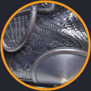 Remove stubborn discoloration and stains on your bag, restoring the leather's uniform look and luster. Remove stubborn discoloration and stains on your bag, restoring the leather's uniform look and luster.