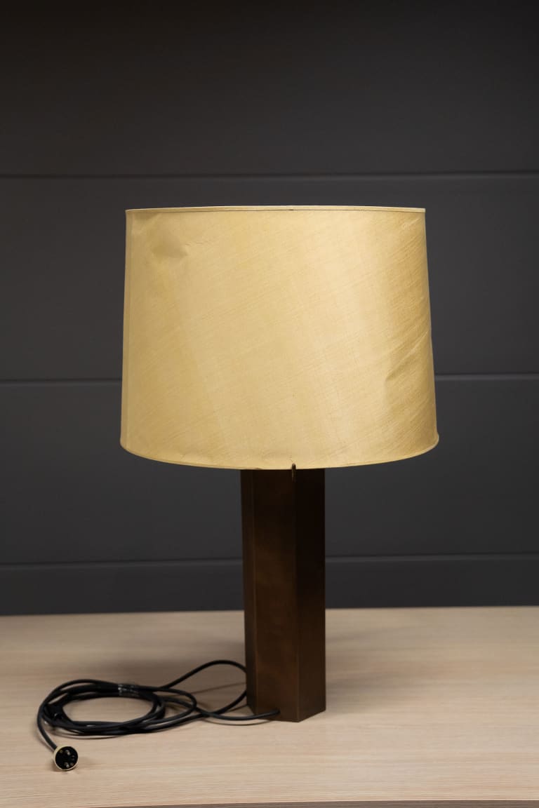 Design Grande lampe à poser beige product image 1