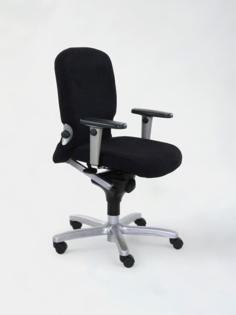 Haworth Comforto 77 Verstelbare zwarte bureaustoel op wieltjes product image 1