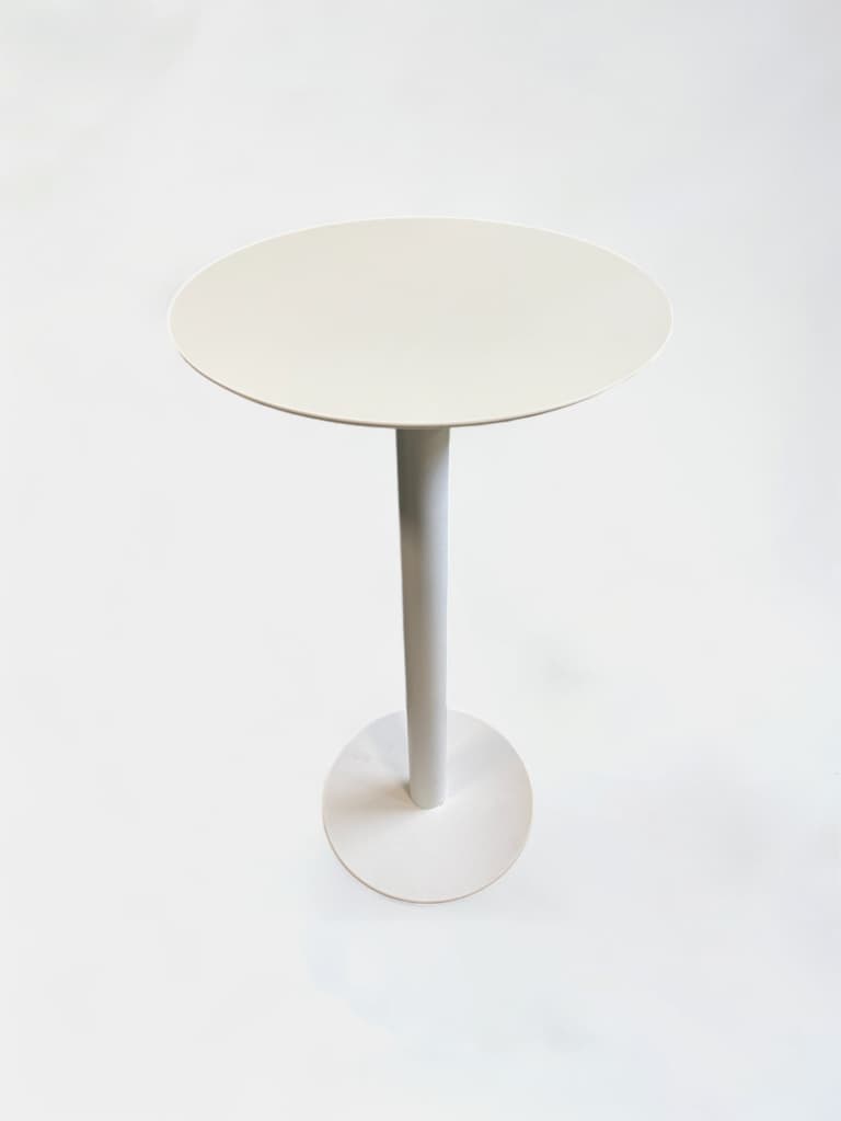 Pedrali 60cm Ronde witte hoge tafel met metalen onderstel product image 1
