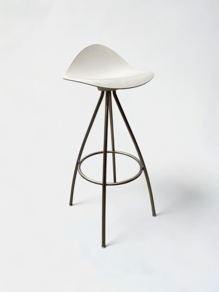 Onda.stua white bar stool on chromed legs product image 1
