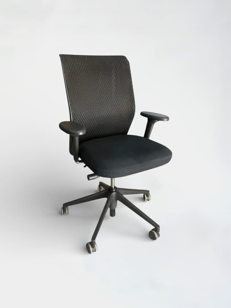 Vitra ID zwarte bureaustoel Antonio Citterio product image 1