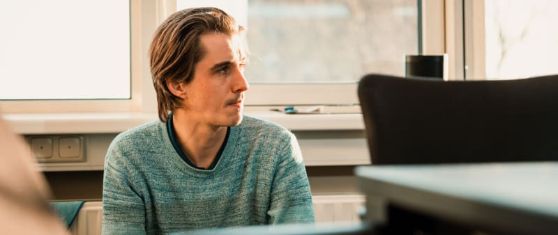 E-mail marketing automation versus e-mail marketing image