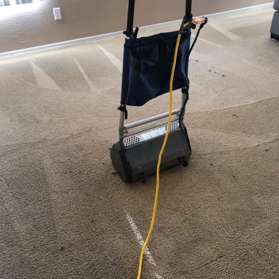 Leon’s Carpet Cleaning gallery image.