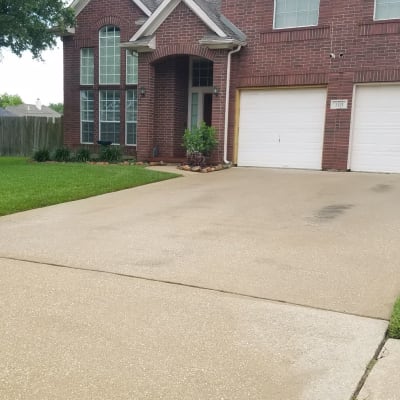  Empire soft and pressure washing gallery image.