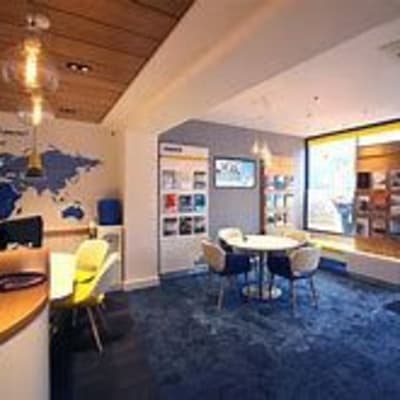 Mo Mills gallery image.