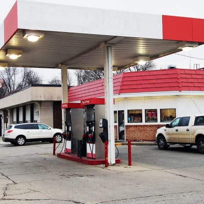 White Oak Independent Owned Gas Station image