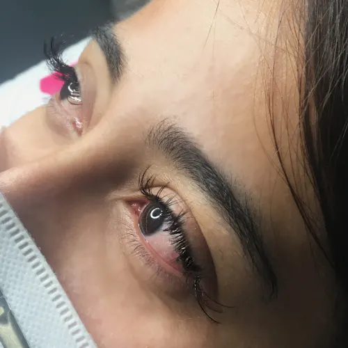 Long lash extensions