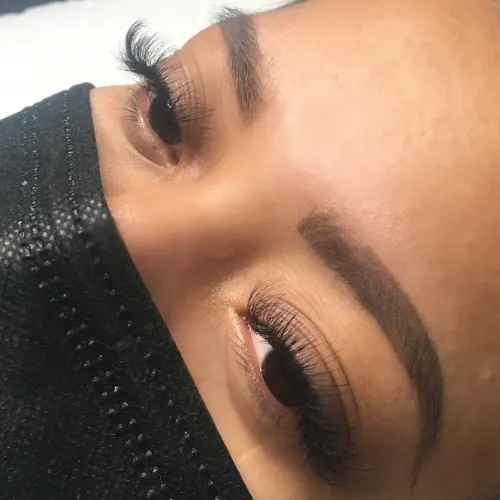 Long eyelash extensions- Natural Lashes