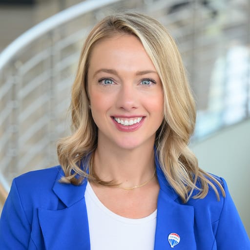 E01EERRLSJU-U01GNE9M3R8-57c13879cf00-512