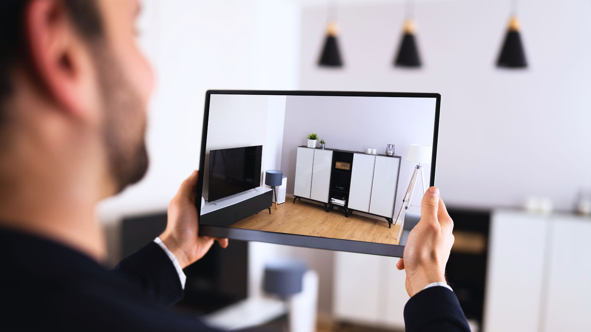 5 Mistakes Sellers Make When Filming a Virtual Tour - REMAX Blog