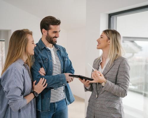 Communicate with your real estate agent